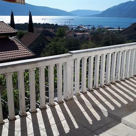 Apartment Dubrava Tivat Eksteriør bilde