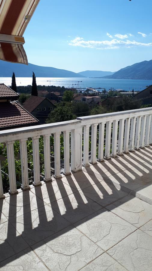 Apartment Dubrava Tivat Eksteriør bilde