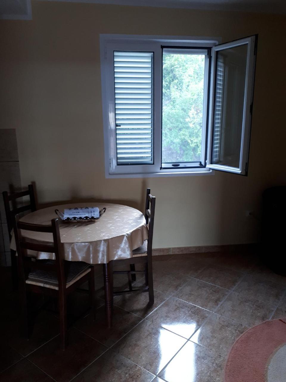 Apartment Dubrava Tivat Eksteriør bilde