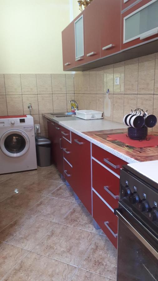 Apartment Dubrava Tivat Eksteriør bilde